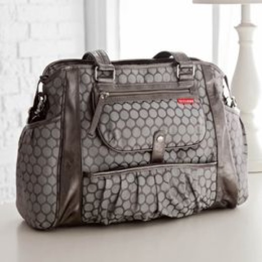 Skip Hop Silver Diaper Bag tote with 3 freebies!